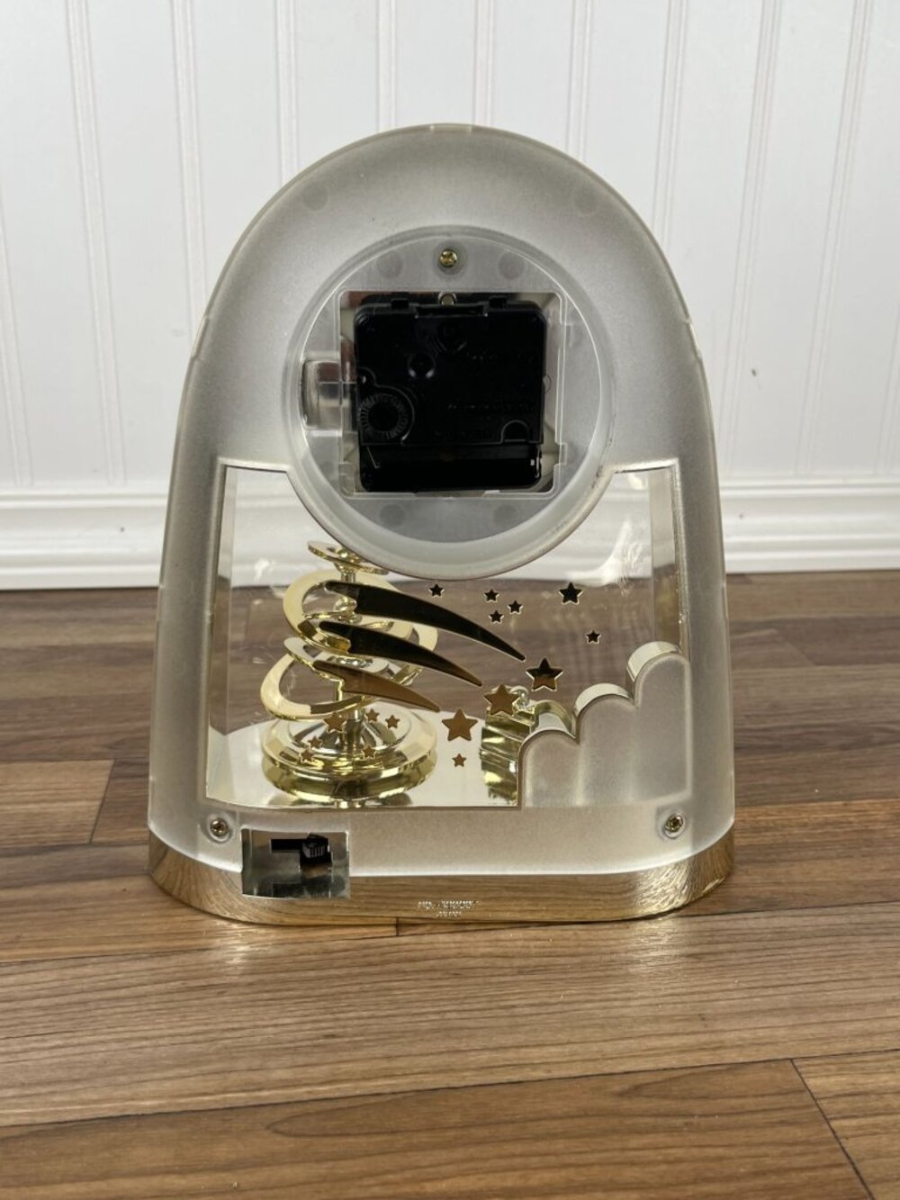 Rhythm Quartz 4SG607 Anniversary Mantel Clock Rotating Pendulum Japan READ - Picture 5 of 9
